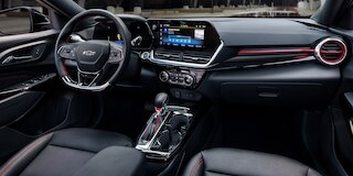 Suv deportiva con cabina centrada en el conductor rediseñada para Chevrolet Trax 2025