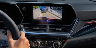 Suv deportiva con pantalla tactil de 8 y 11 para versiones LT y RS, Chevrolet Trax 2025