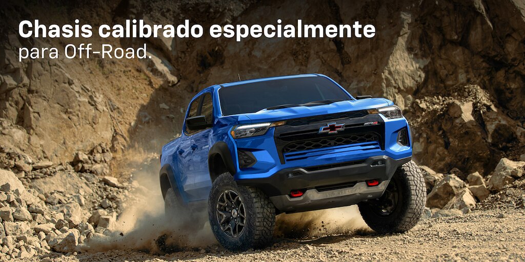 La nueva Chevrolet Colorado ZR2 2025, camioneta todoterreno 4x4 con chasis más alto calibrado para Off-road